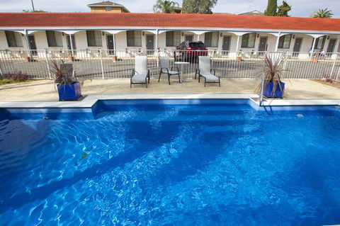 Tuncurry Beach Motel - Kalgoorlie Accommodation 2