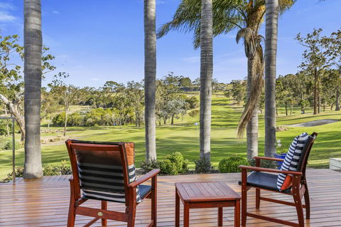 Tura Beach Golf Stays - Kalgoorlie Accommodation 2