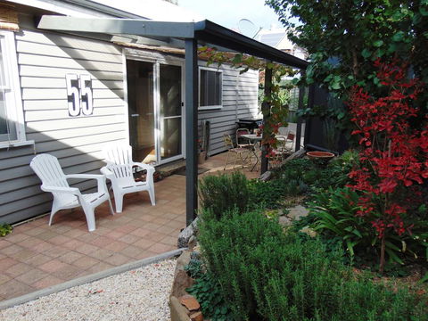 Twin Palms Castlemaine - Kalgoorlie Accommodation 2