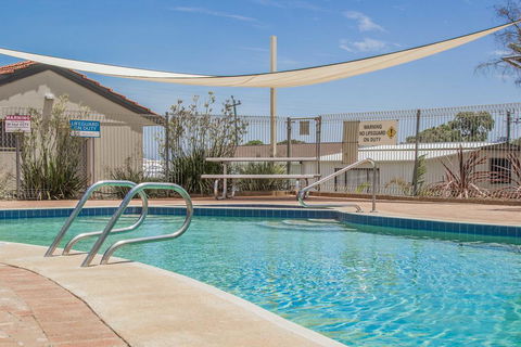 Twin Waters Caravan Park - Kalgoorlie Accommodation 0