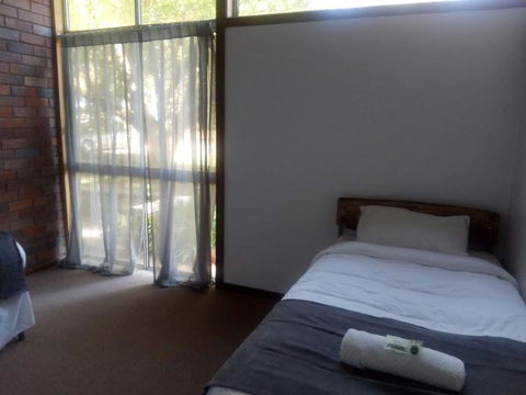 Twinkle Tree's Cottage - Kalgoorlie Accommodation 1