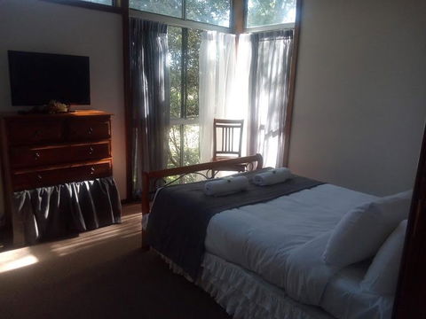 Twinkle Tree's Cottage - Kalgoorlie Accommodation 2
