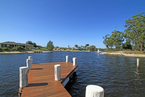 Unbeatable Waterfront Location - Kalgoorlie Accommodation 2
