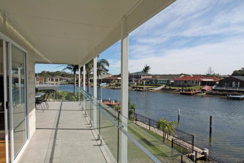 Unbeatable Waterfront Location - Kalgoorlie Accommodation 1