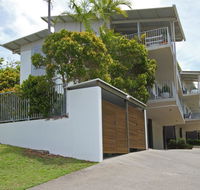Unit 2 Sea Breeze Villas- 39 First Avenue Coolum - WIFI 400 Bond - Kalgoorlie Accommodation