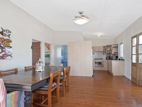 Urchins - Funky Comfort And Style - Kalgoorlie Accommodation 1