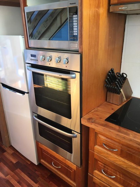 VaderHaus - Kalgoorlie Accommodation 2