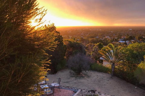 Vermillion Skies Holiday Accommodation - Kalgoorlie Accommodation 0