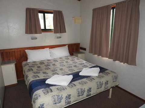 Victoria Lake Holiday Park - Kalgoorlie Accommodation 1