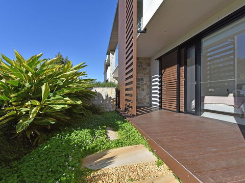 Villa Catania Waterside At Trinity Point - Kalgoorlie Accommodation 2