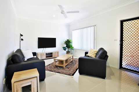 Villa Mare @ Culburra - 4 Mins To Beach - Kalgoorlie Accommodation 0