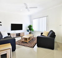 Villa Mare  Culburra - 4 Mins to Beach - Kalgoorlie Accommodation