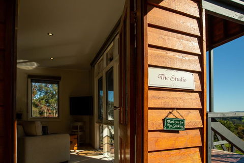 Vivere Retreat - Kalgoorlie Accommodation 2