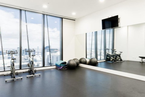 Wake To Eureka Tower Views From Prestigious Collins St - Kalgoorlie Accommodation 3