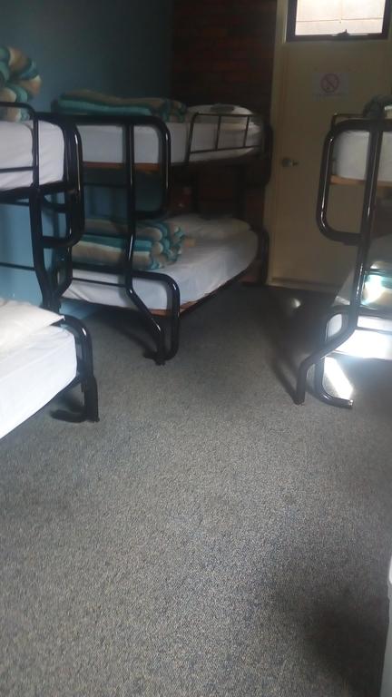 Warrnambool Beach Backpackers - Kalgoorlie Accommodation 3