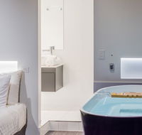 Waterfall Springs Retreat - Kalgoorlie Accommodation