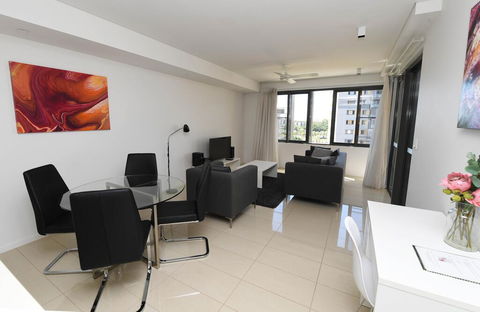 WATERFRONT DARWIN TROPICAL DELIGHT - Kalgoorlie Accommodation 1