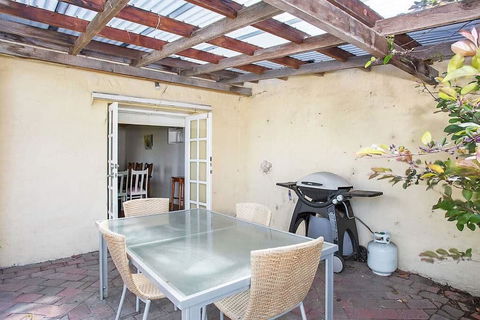 Plummers Mill - Central Townhouse - Kalgoorlie Accommodation 6