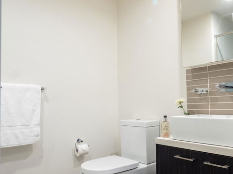 LittleStay Sutherland - 3 Bedroom Aptm - Kalgoorlie Accommodation 12