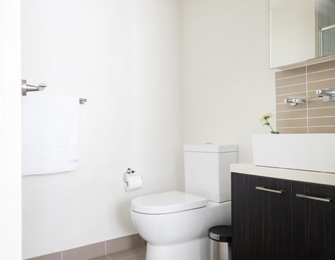 LittleStay Sutherland - 3 Bedroom Aptm - Kalgoorlie Accommodation 5