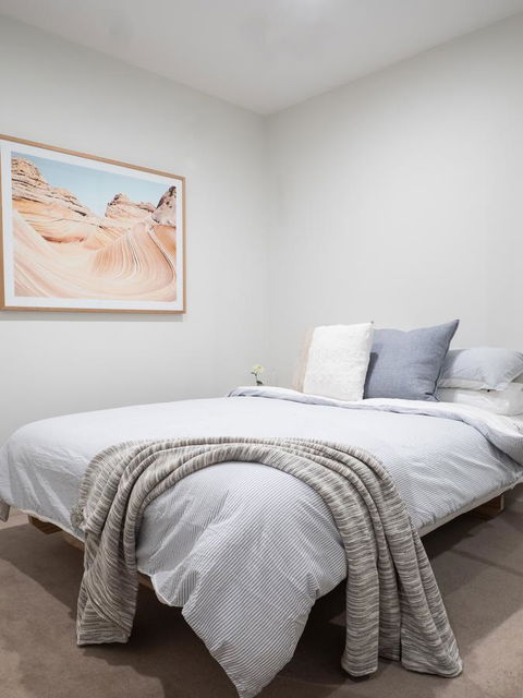 LittleStay Sutherland - 3 Bedroom Aptm - Kalgoorlie Accommodation 24