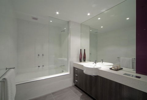 Tyrian Serviced Apartments Fitzroy - Kalgoorlie Accommodation 8