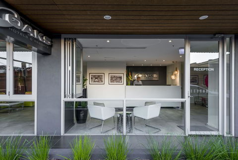 Oaks Melbourne South Yarra Suites - Kalgoorlie Accommodation 3