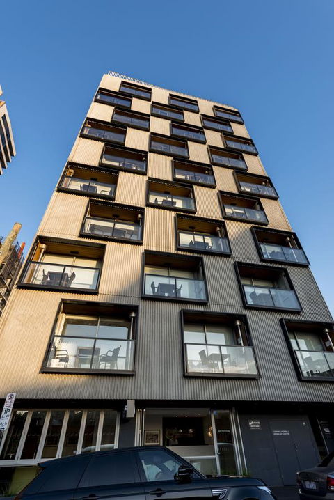 Oaks Melbourne South Yarra Suites - Kalgoorlie Accommodation 0