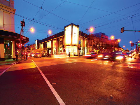 Oaks Melbourne South Yarra Suites - Kalgoorlie Accommodation 18