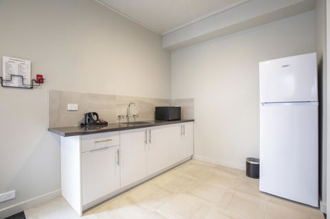 Nightcap At Excelsior Hotel - Kalgoorlie Accommodation 12