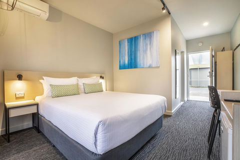 Nightcap At Excelsior Hotel - Kalgoorlie Accommodation 15