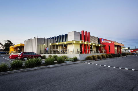 Nightcap At Excelsior Hotel - Kalgoorlie Accommodation 30