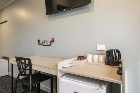 Nightcap At Excelsior Hotel - Kalgoorlie Accommodation 17