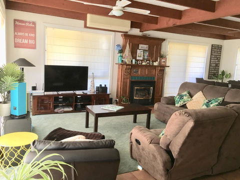 Nest On A Crest - Kalgoorlie Accommodation 0