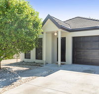 Black Lotus Townhouse - Kalgoorlie Accommodation