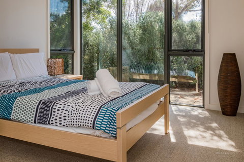 1 Sunset Place - Kalgoorlie Accommodation 13