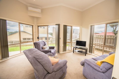 The Pitch - Kalgoorlie Accommodation 33