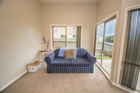 The Pitch - Kalgoorlie Accommodation 34