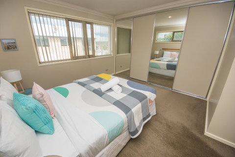 The Pitch - Kalgoorlie Accommodation 17