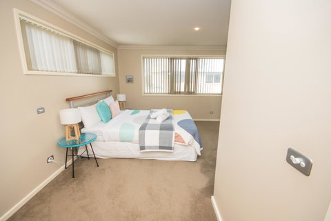 The Pitch - Kalgoorlie Accommodation 18