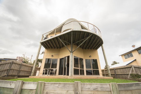 The Pitch - Kalgoorlie Accommodation 36