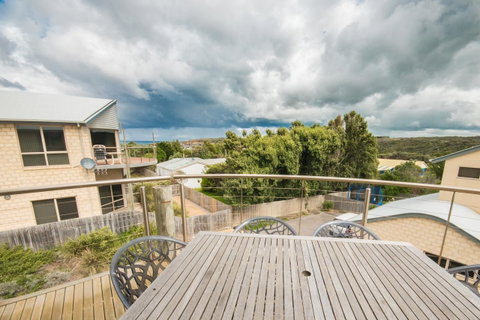 The Pitch - Kalgoorlie Accommodation 12