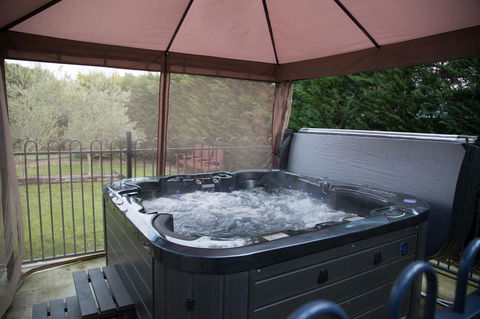 Airleigh-Rose Cottage - Kalgoorlie Accommodation 20