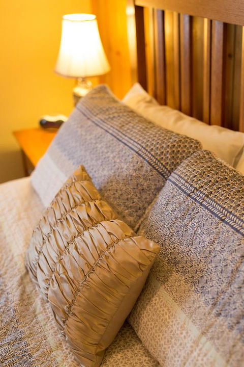 Airleigh-Rose Cottage - Kalgoorlie Accommodation 10