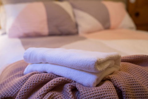 Airleigh-Rose Cottage - Kalgoorlie Accommodation 22