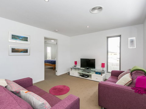 Torquay Timeout - Kalgoorlie Accommodation 13