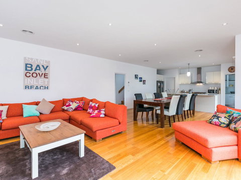 Torquay Timeout - Kalgoorlie Accommodation 4