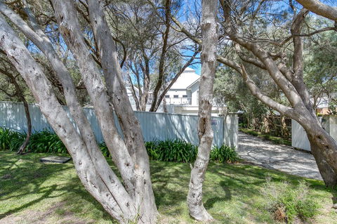 Perfect Blairgowrie Beach House - Kalgoorlie Accommodation 16