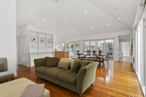 Perfect Blairgowrie Beach House - Kalgoorlie Accommodation 4
