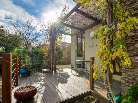 Boutique Stays - Maple On Kent - Kalgoorlie Accommodation 24